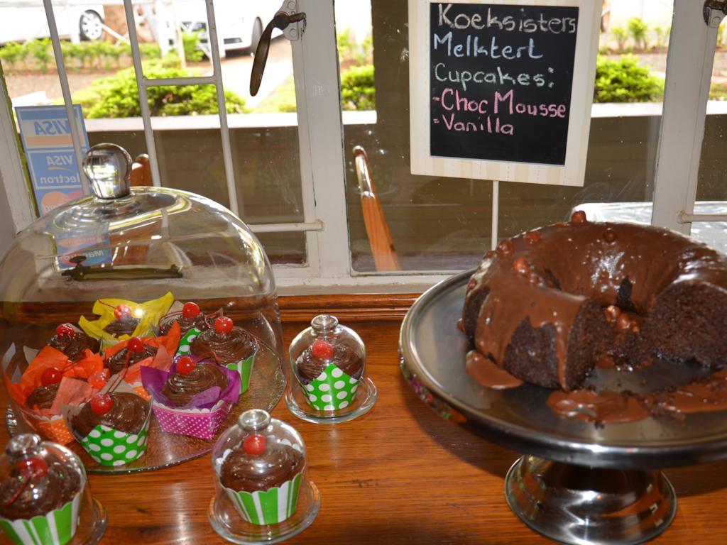 Stoep Cafe Guest House Komatipoort Bagian luar foto