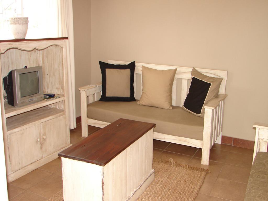 Stoep Cafe Guest House Komatipoort Ruang foto